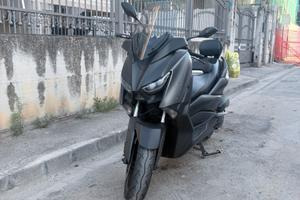 Yamaha Xmax 125