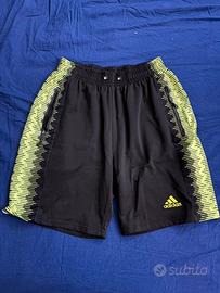 Pantaloncini adidas