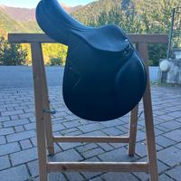 VENDIAMO SELLA EQUESTRO PER SALTO OSTACOLI