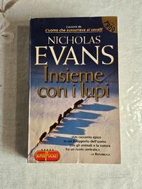 Insieme con i lupi di Nicholas Evans, Libro 