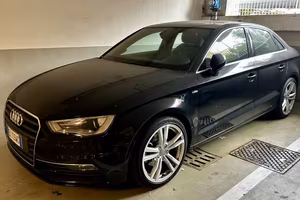 Audi A3 Sedan 1.6 TDI 110 CV S line