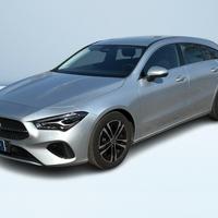 Mercedes CLA Shooting Brake 180 d Advanced auto