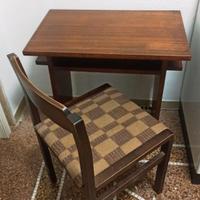 Tavolino scrivania con sedia Vintage anni 50