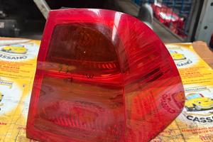 FARO POSTERIORE DESTRO BMW SERIE 3 SW ANNO:2007