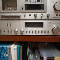 impianto stereo Akai casette con amplificatore 