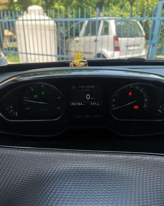 Peugeot 2008 1.5 BlueHDi 100 CV Allure - Unico