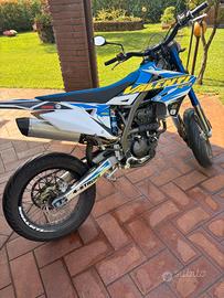 Suzuki Valenti 125 Motard
