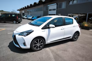 Toyota Yaris 1.5 Hybrid 5 porte Business