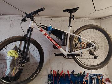 Mountain bike  Trek x caliber L