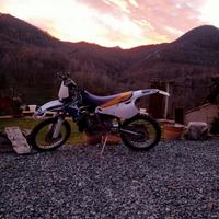 Yamaha YZ 250 - targata