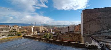 Casa indipendente su due livelli con terreno