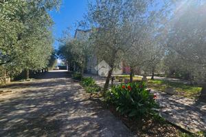 CASA SEMINDIPENDENTE A FOLIGNO