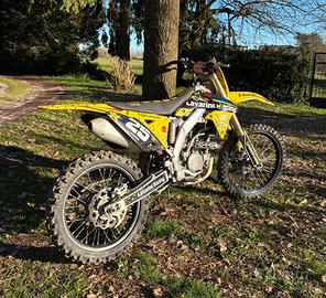 Suzuki RMZ 250 - 2011