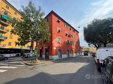 3 LOCALI A GENOVA