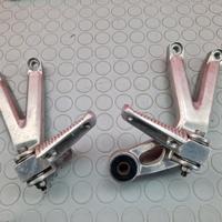 PEDANE PASSEGGERO YAMAHA R6 1999 2002 YZF 2000 200