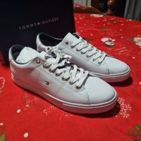 Tommy Hilfiger Sneakers numero 42 Nuove con Etiche