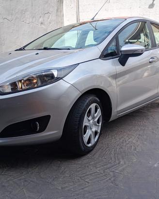 Ford Fiesta 1.5 TDCi 75CV 5 porte Business