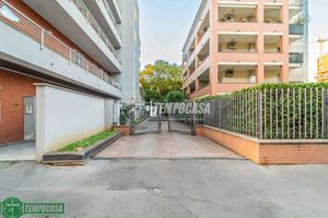 Box a Milano Via iglesias 1 locali