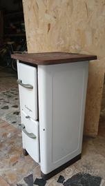 stufa a legna vintage 