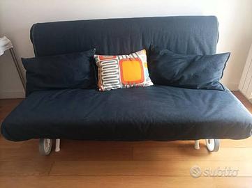 Divano letto matrimoniale Ikea con ruote