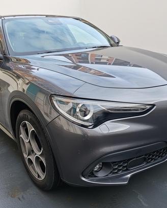 ALFA ROMEO Stelvio 2.2d 190cv Q4 Sprint AT8 +Nav