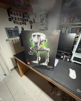 at - st lego