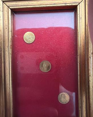 Quadretto vintage  3 monete placate in oro