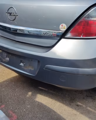 Paraurti posteriore OPEL ASTRA H del 2008