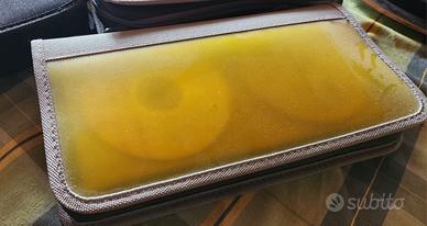 Mistery box con custodia per cd / dvd