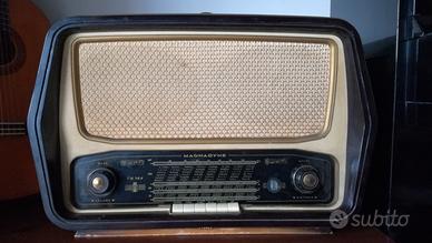 Radio vintage Magnadyne FM144 