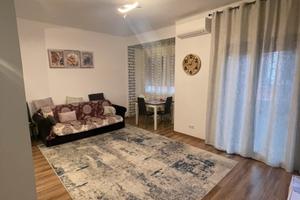 Trilocale Via dal Pozzo, ristrutturato