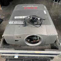 Proiettore EIKI LC-XT3 10000 Ansi Lumens