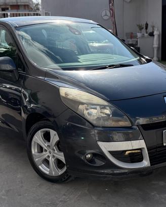 Renault Scenic Scénic X-Mod 1.5 dCi 110CV Luxe