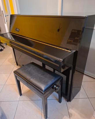 Pianoforte Yamaha M108