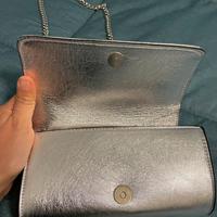 Pochette argento Mango
