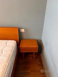 Comodini in legno massello