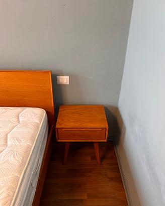 Comodini in legno massello