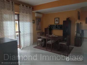 Luminoso appartamento 135mq a Santa Venerina