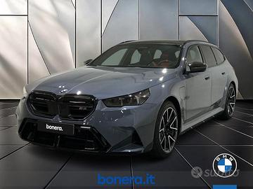 BMW M5 Touring 4.4 727cv auto