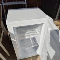 Congelatore Verticale Hisense