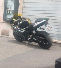 Suzuki GSX r 1000 2004 bandit 1200 2007