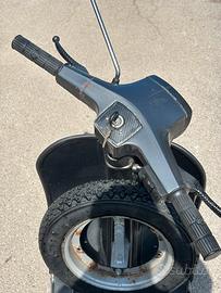 Vespa 50 special