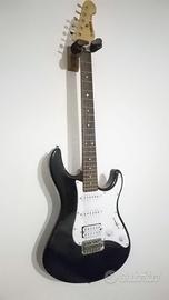 Chitarra Elettrica Yamaha EG-112