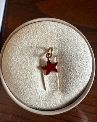 Dodo charm stella oro rosa e smalto rosso