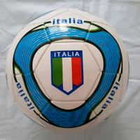 Pallone in cuoio Italia