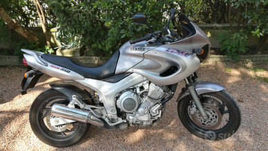 Yamaha TDM 850
