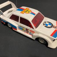 RE EL 45 BMW 320i