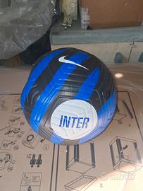 Pallone da calcio nike Inter