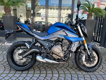 Qj Motor SRK 700