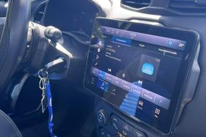 Jeep Renegade plug in agosto 2025